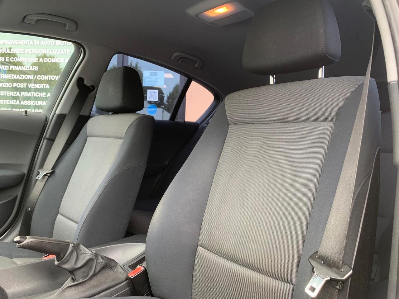 Bmw E87 116i 5p. Neopatentati