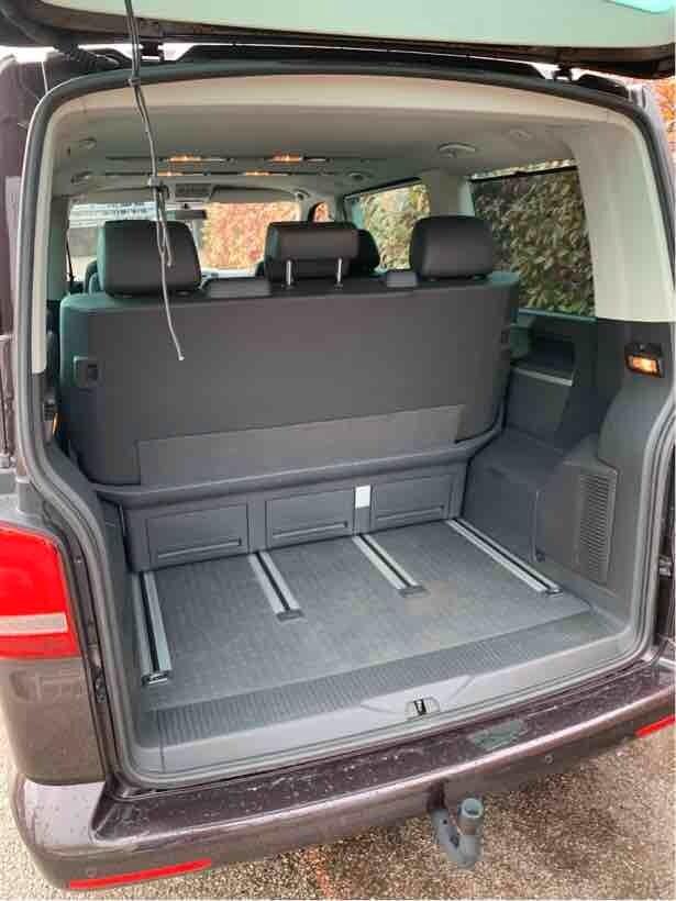 Volkswagen T5 MULTIVAN 2.0 TDI MATCH