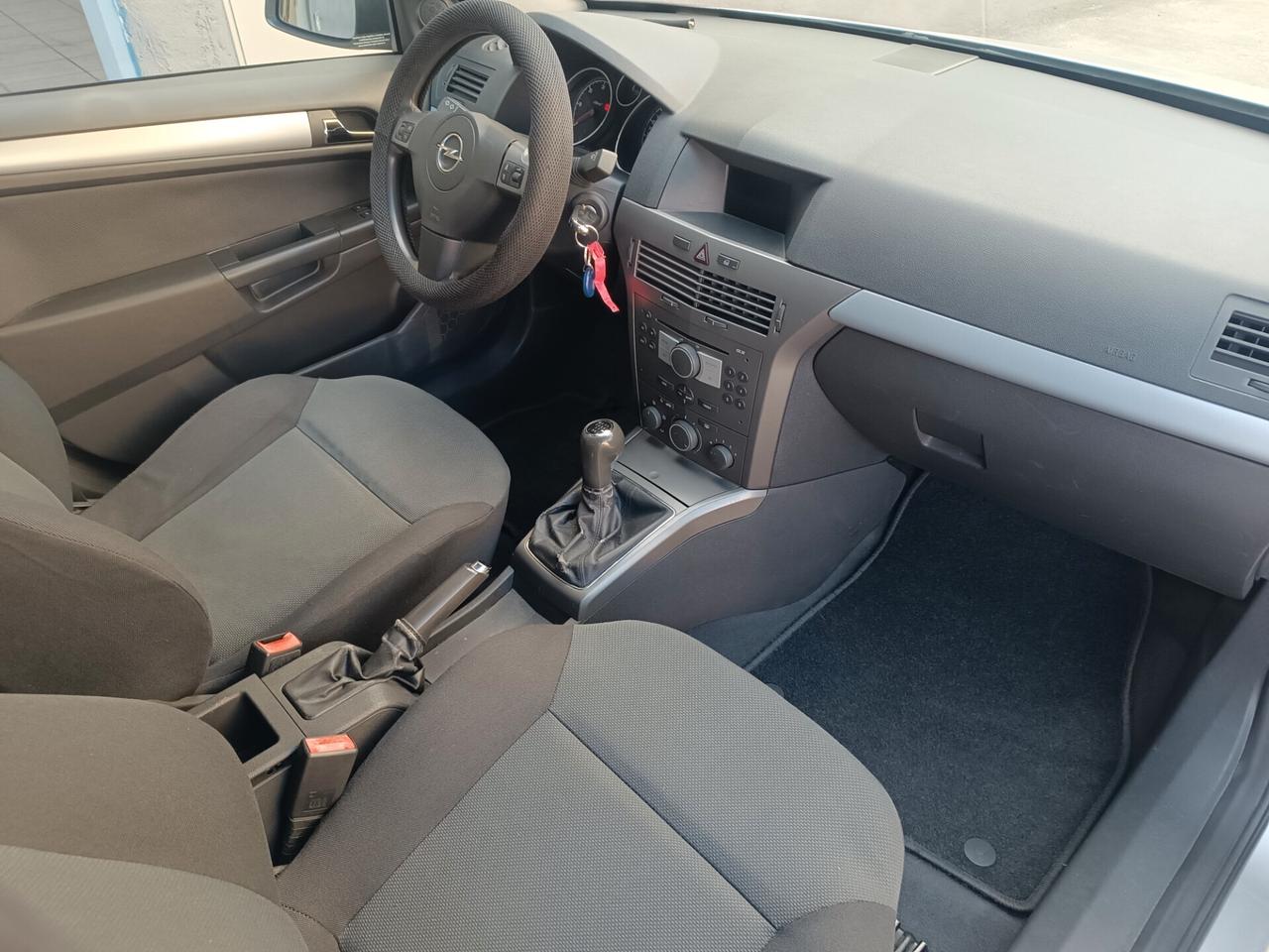 Opel Astra 1.3 diesel garanzia