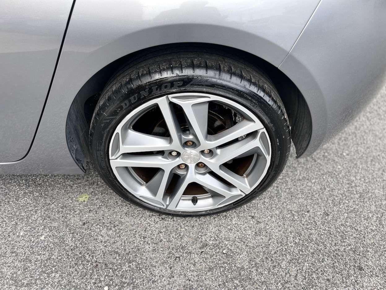 Peugeot 308 1.6 Diesel 120CV E6 Neo - 2017