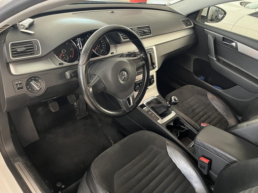 Volkswagen Passat Var. 2.0 TDI 140 PS