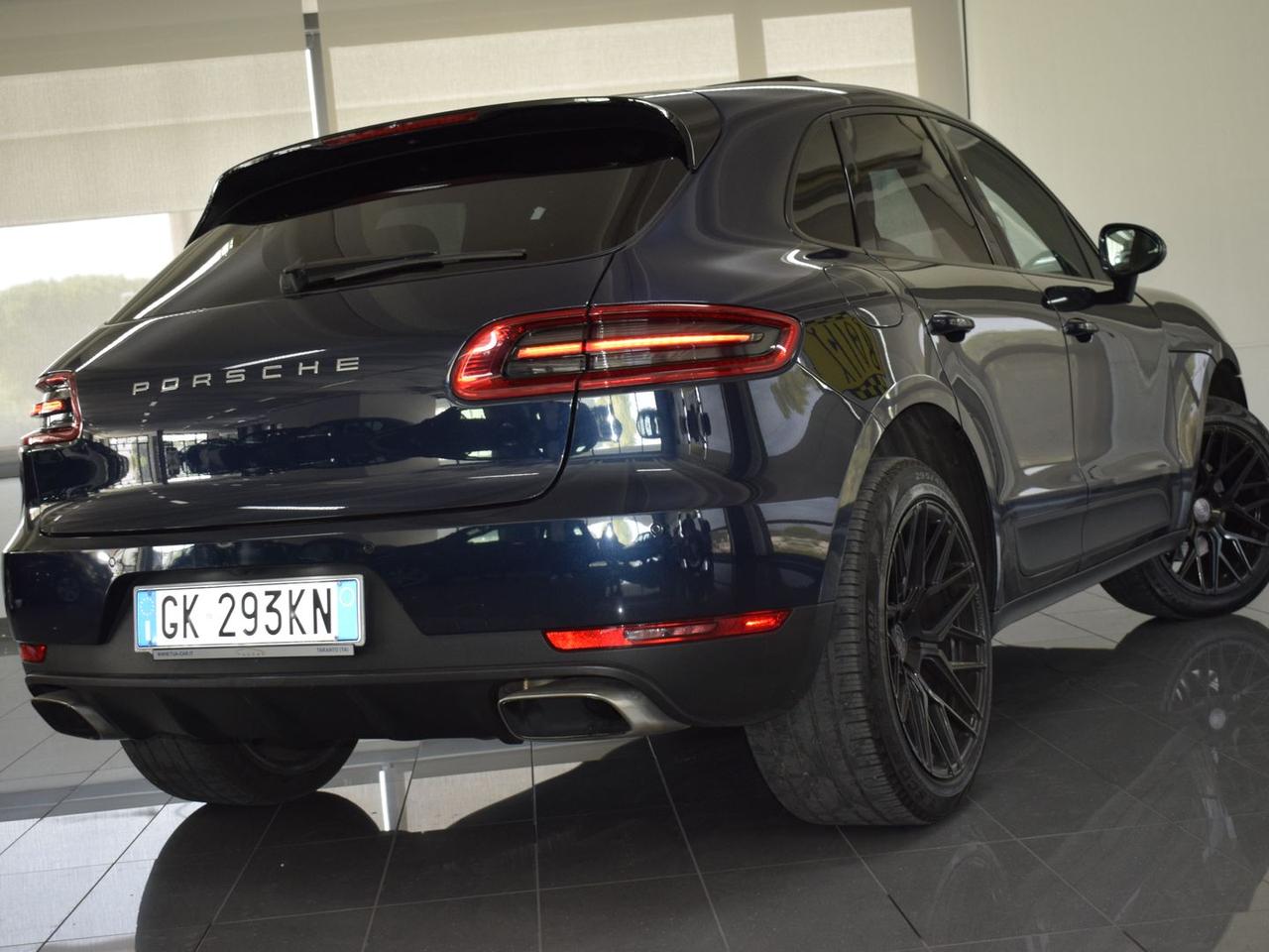 Porsche Macan 2.0 benzina 250CV