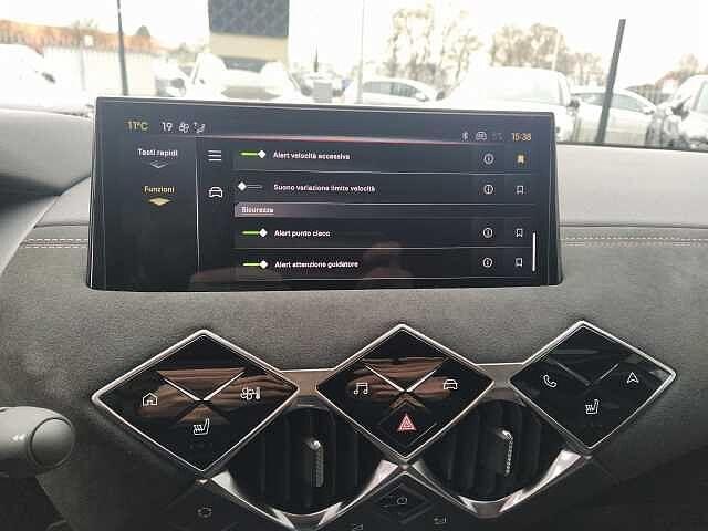 DS DS 3 Crossback 1.2 HYBRID 136cv DCT6 ETOILE KM ZERO