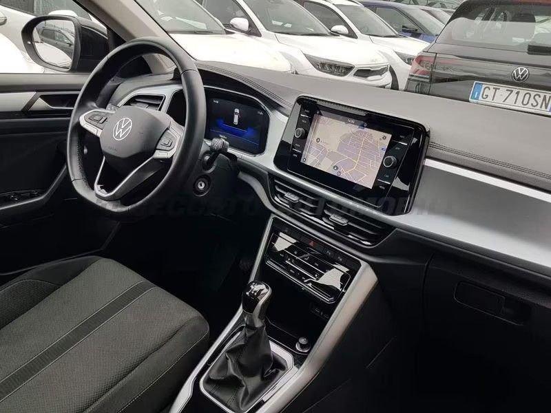 Volkswagen T-Roc 2.0 TDI SCR Life Navi ACC PDC LED
