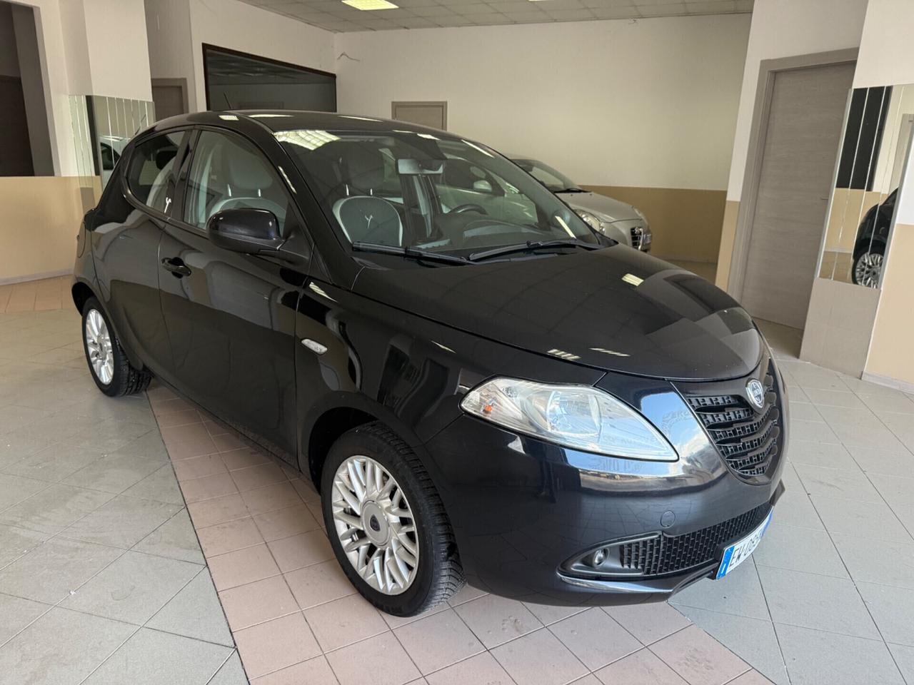 Lancia Ypsilon 1.3 MJT 16V 95 CV 5 porte S&S Platinum