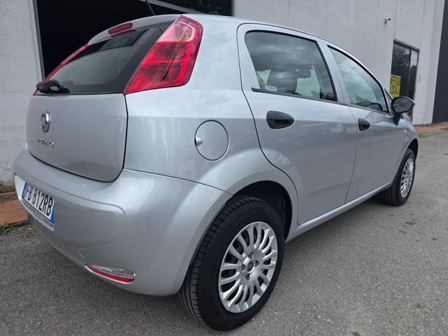 FIAT Punto 1.4 8V 5 porte Natural Power Street