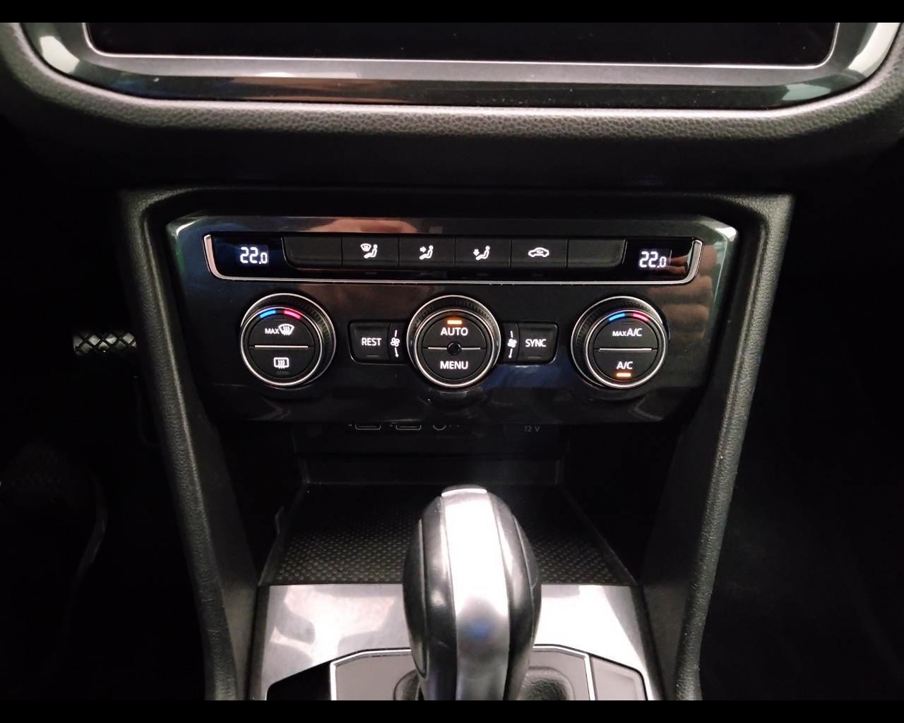 VOLKSWAGEN Tiguan II 2016 - Tiguan 2.0 tdi Business 150cv dsg