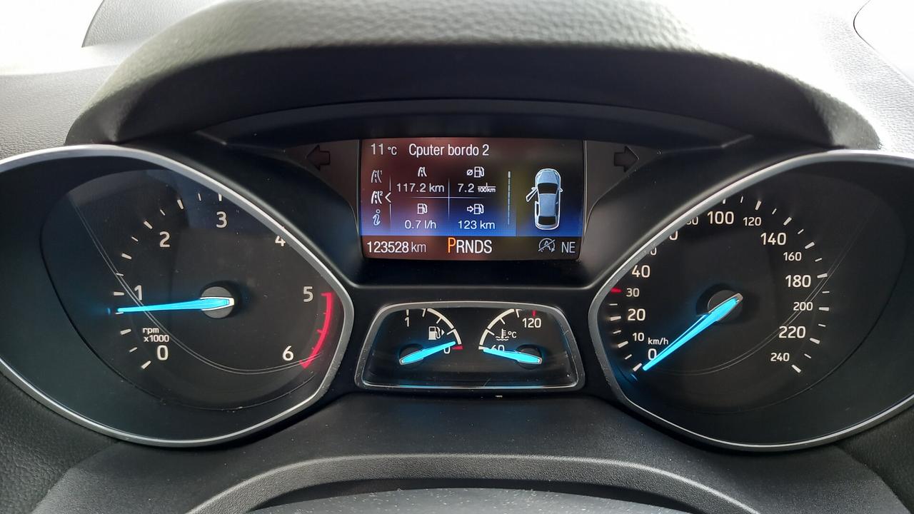 Ford Kuga 2.0 TDCI 120 CV S&S 2WD Powershift Business