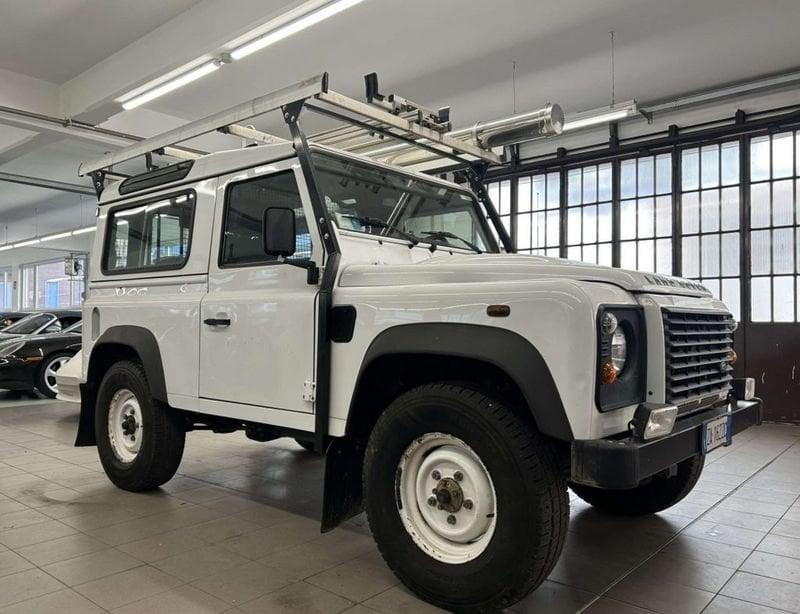 Land Rover Defender 90 2.4 TD4 Station Wagon SE