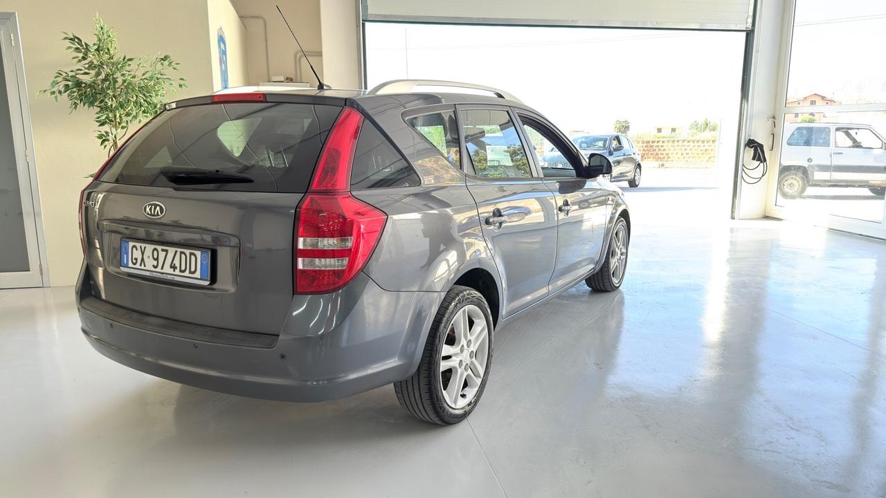 Kia Ceed cee'd Sp. Wag. 1.6 CRDi VGT 115CV EX