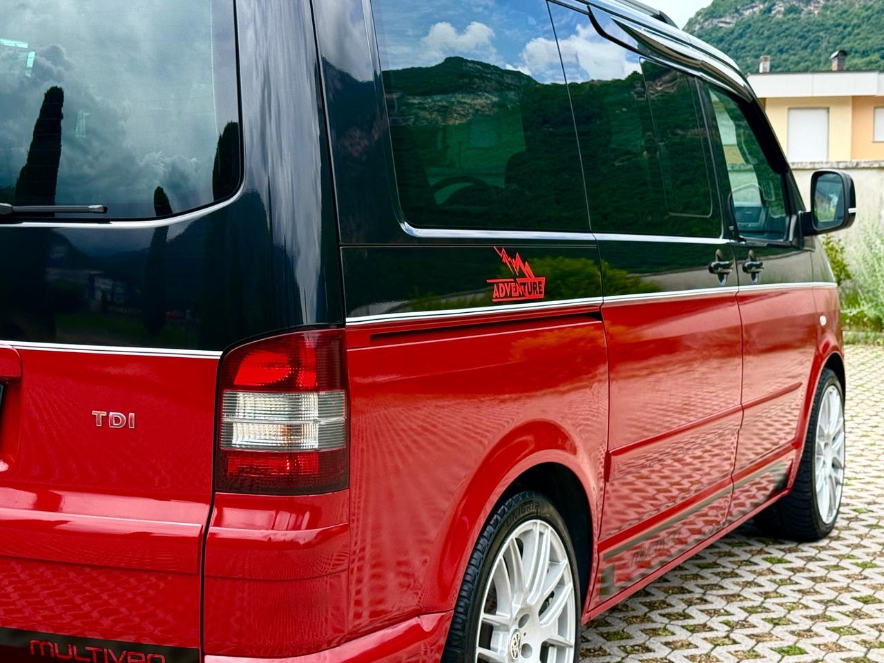 Volkswagen Multivan 2.5 TDI/130CV 4motion 4x4 manuale