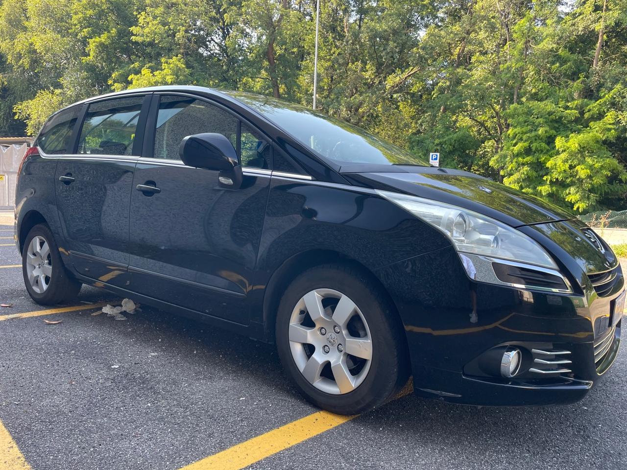 Peugeot 5008 1.6 VTi 120CV*7 posti*Neopatentati*