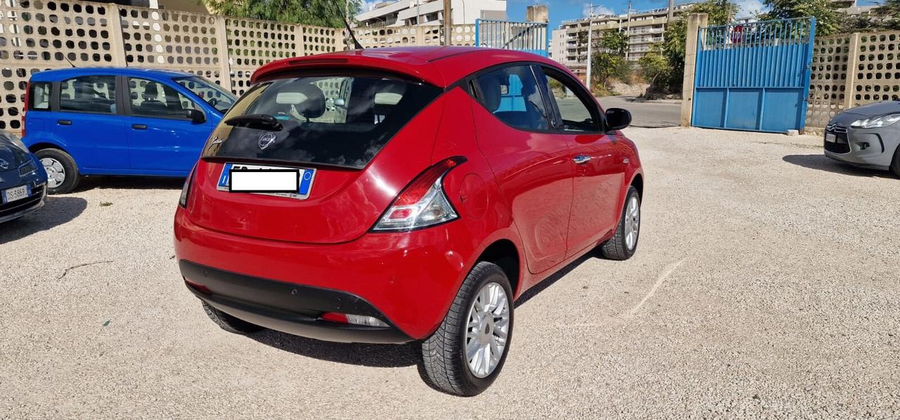 Lancia Ypsilon 0.9 TwinAir 85 CV Metano Ecochic Elefantino