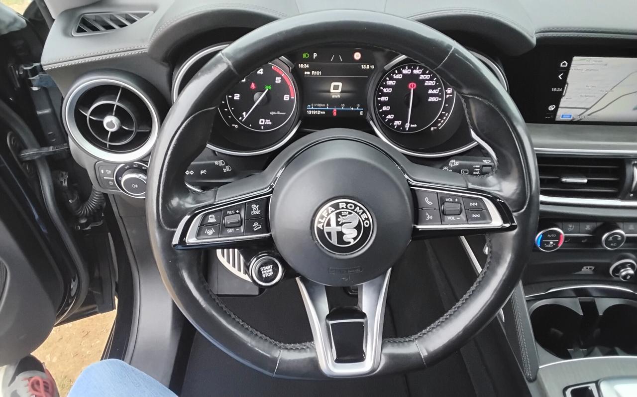 Alfa Romeo Stelvio 2.2 Turbodiesel 190 CV AT8 RWD Executive