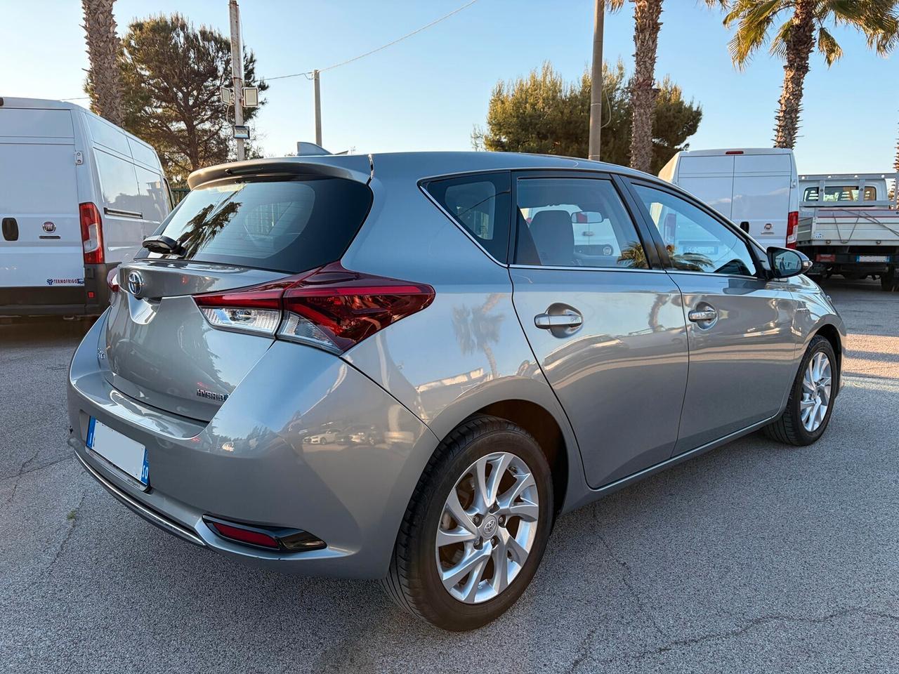 Toyota Auris 1.8 Hybrid Style