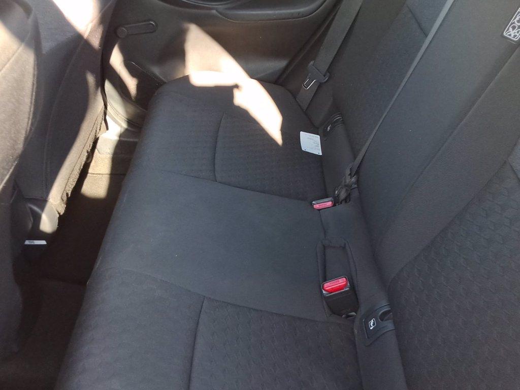 TOYOTA Yaris 1.5h active del 2023