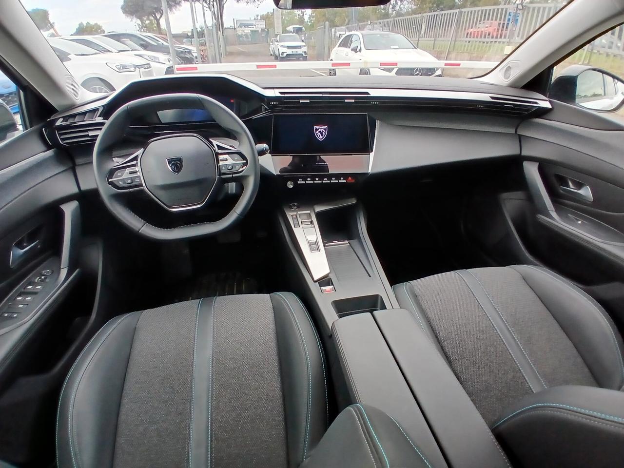 Peugeot 408 Hybrid 145 e-DCS6 Allure