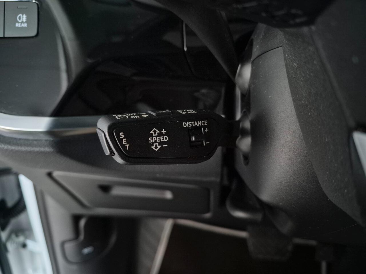 Audi Q3 SPB 2.0 TDI QUATTRO S-TRONIC LED NAVI MMI PLUS APPLE CAR PLAY/ANDROID AUTO RETROCAMERA ACC C.18 LANE ASSIST