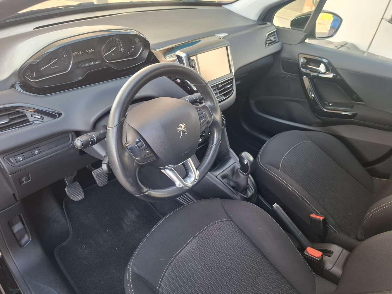 Peugeot 208 PureTech 82 5p. GPL Active