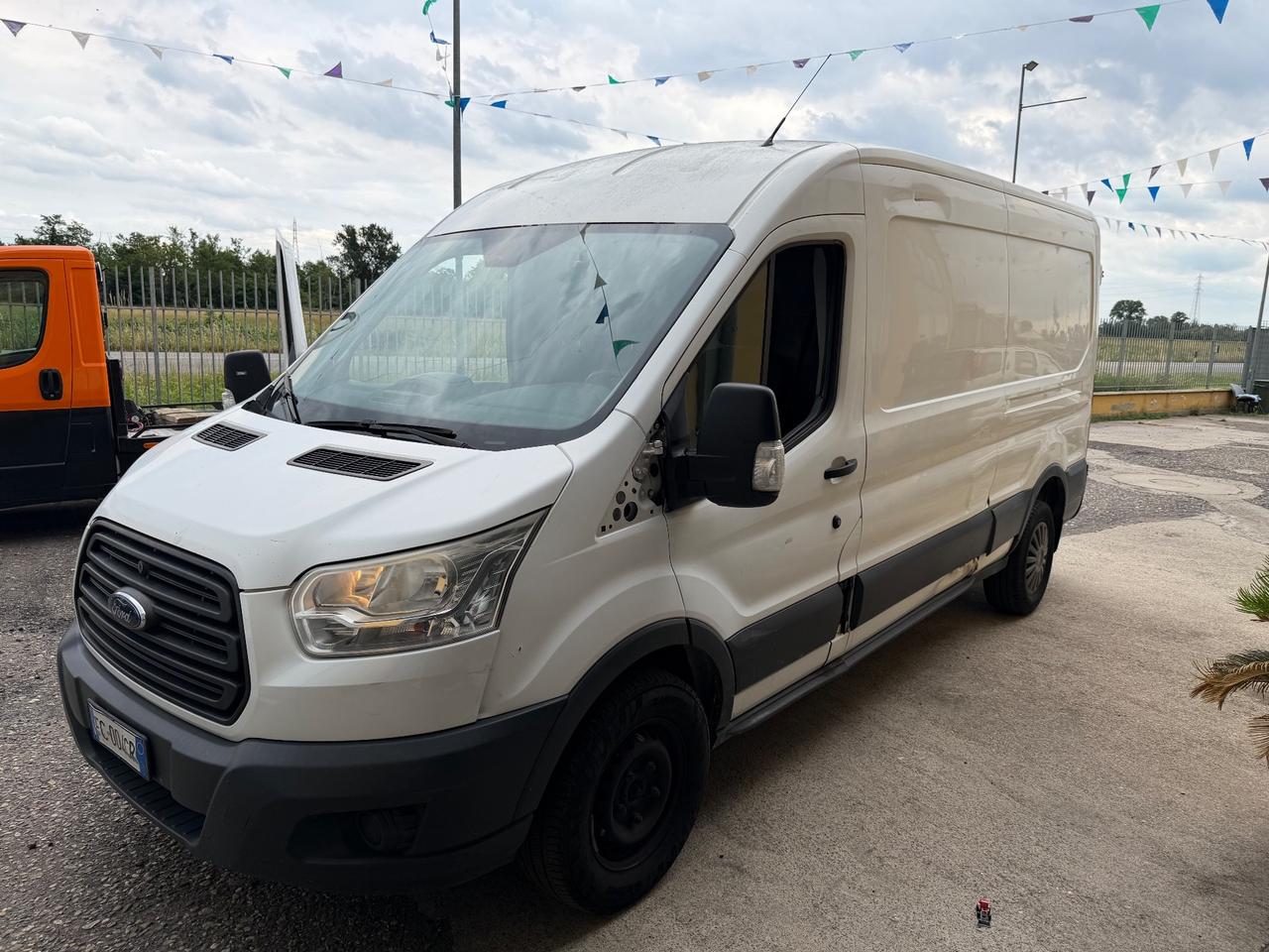 Ford Transit passo medio