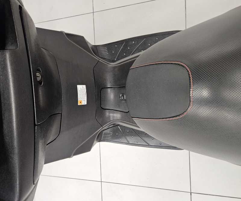 Yamaha X-Max 250 - 2012