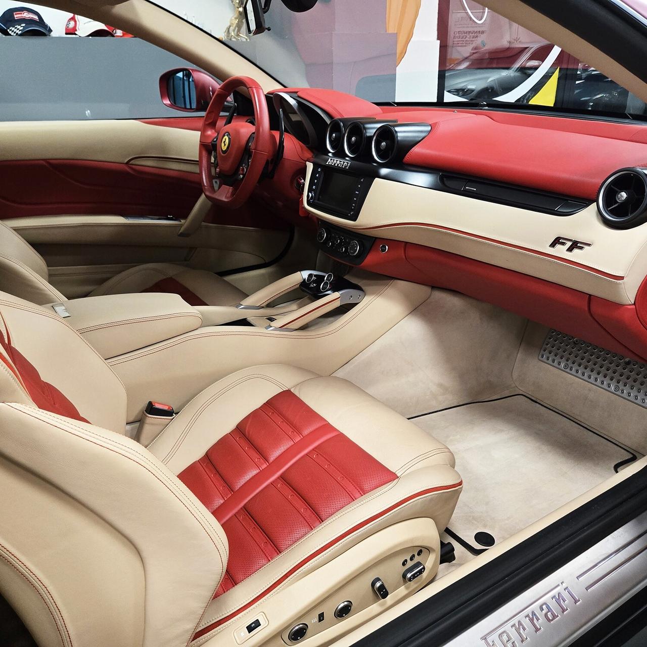 Ferrari FF MATTE RED ORIGINALE FERRARI_TUTTI I SERVICE_LIFT_TOP!!