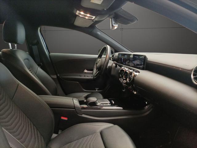 MERCEDES-BENZ A 180 Automatic Business