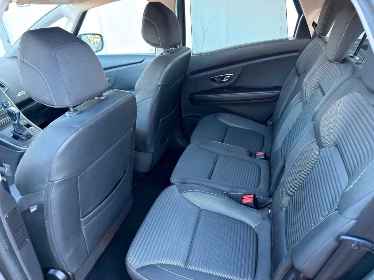 Renault Scenic Scénic TCe 140 CV FAP Intens