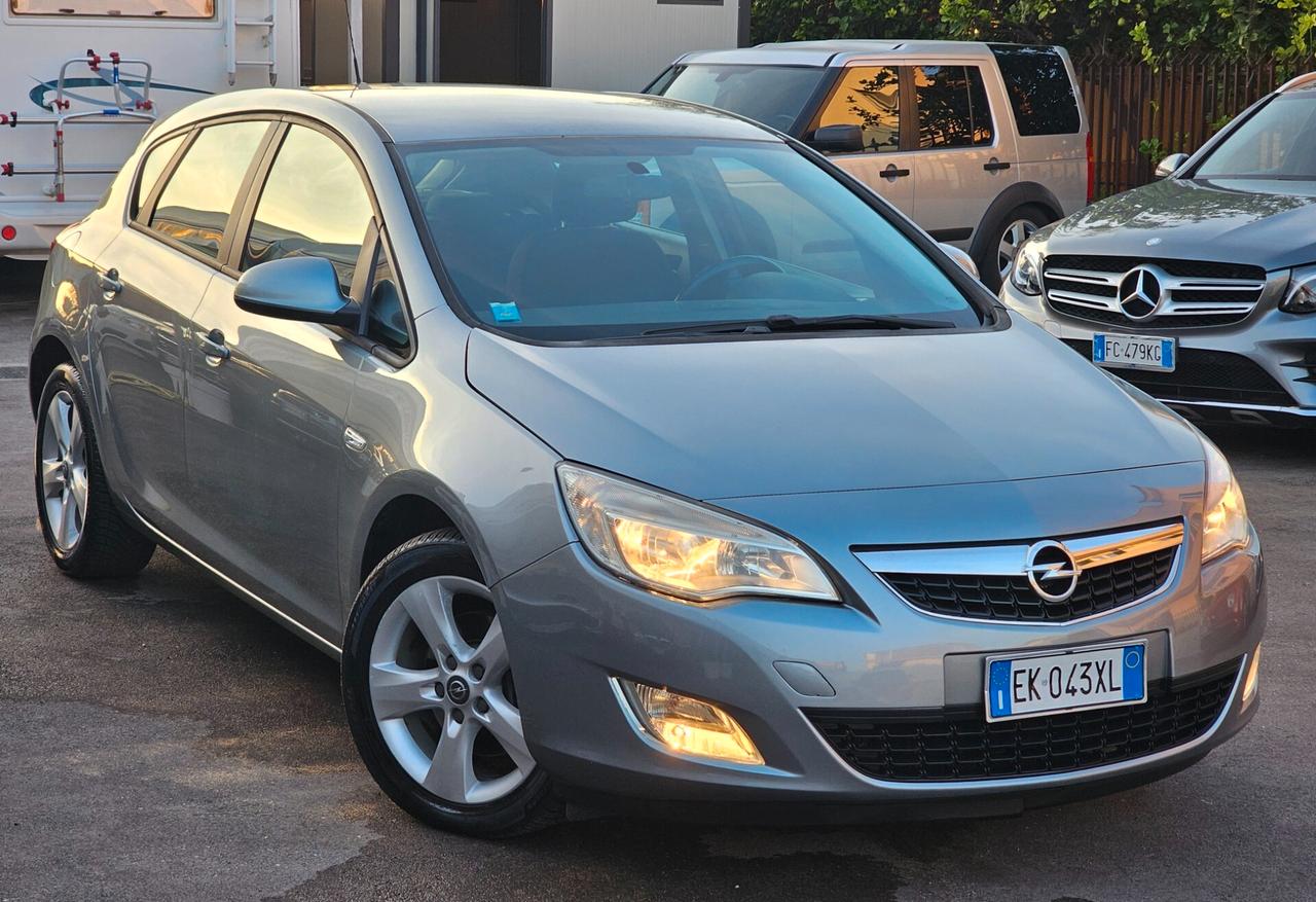 Opel Astra 1.7 CDTI 110CV 5 porte Elective