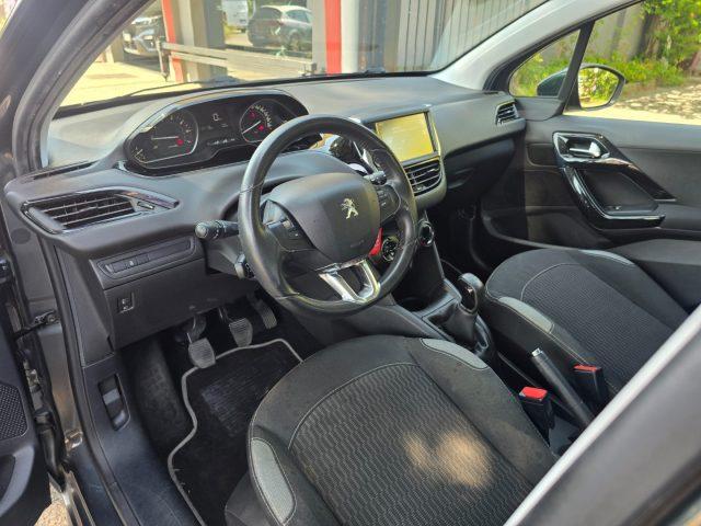 PEUGEOT 208 1.2i Benzina 82CV 5 Porte Active per NEOPATENTATI