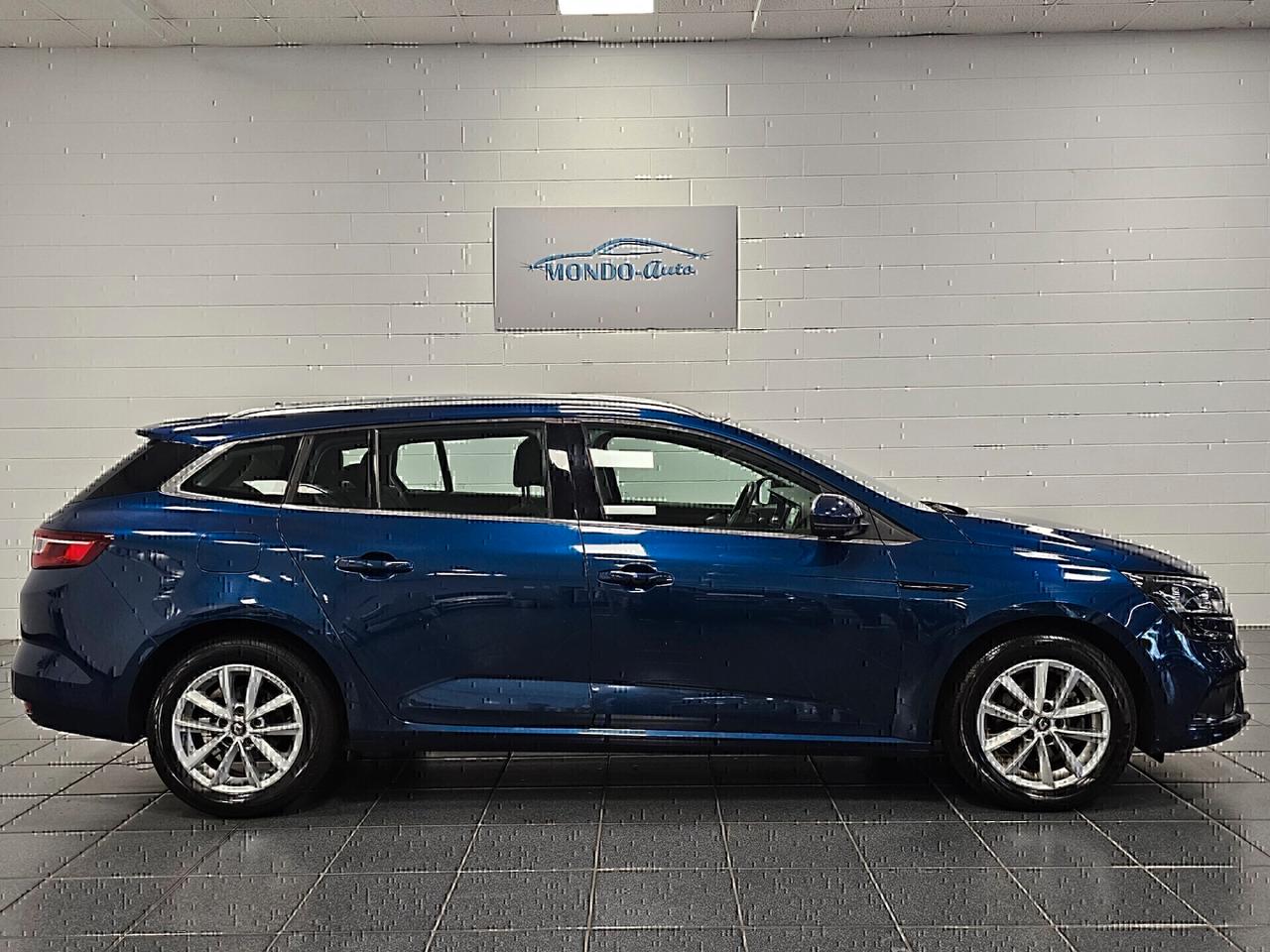 Renault Megane ST 1.5 Blue dCii 115cv EDC Bus. 2020 NEOPATENTATI