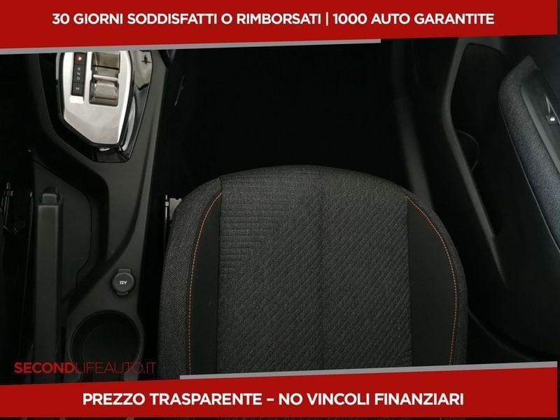 Peugeot 208 1.2 hybrid Style 110cv e-dcs 6