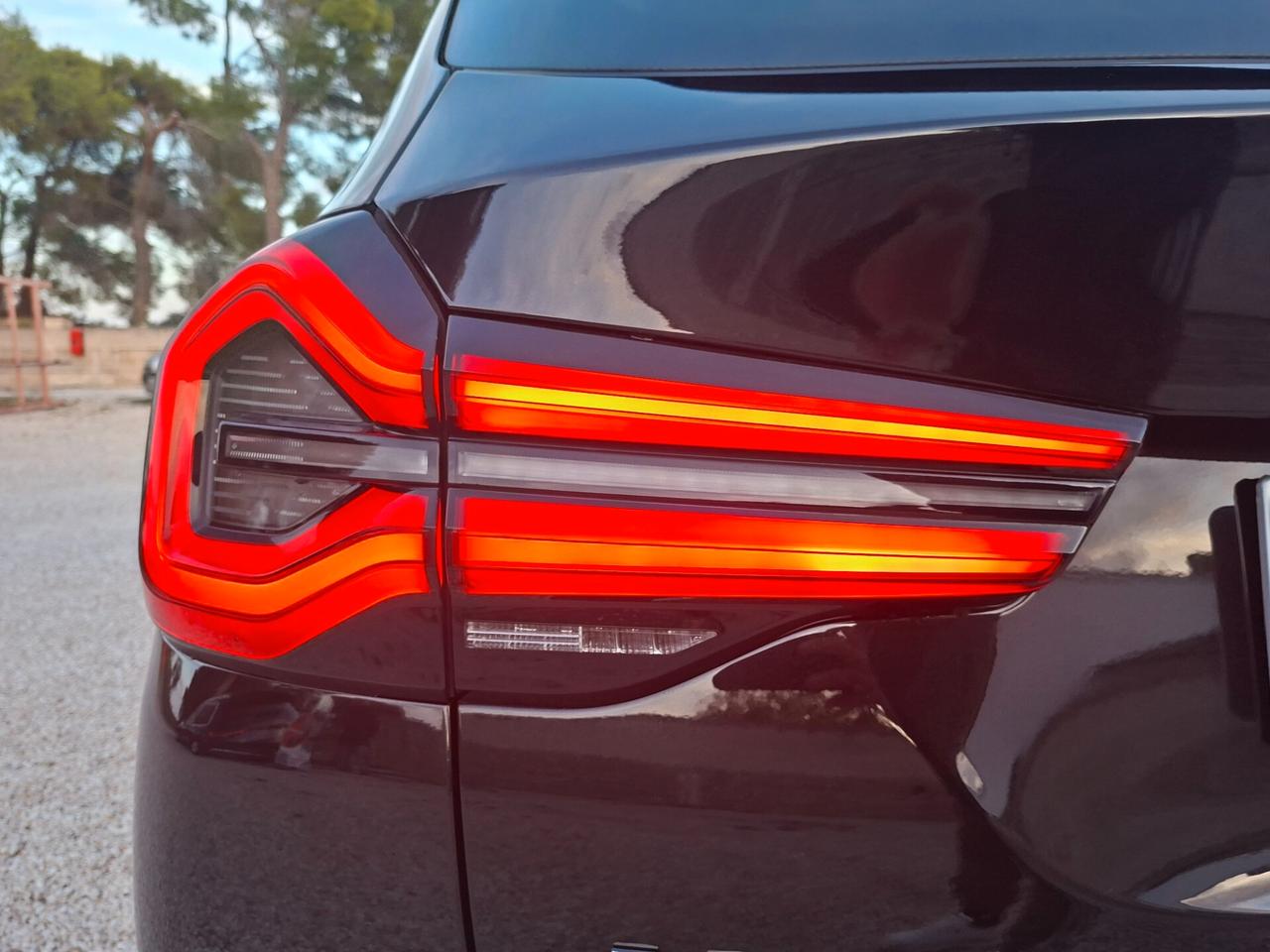 Bmw X3-20d-190CV *NAVY*LED*TELECAMERA