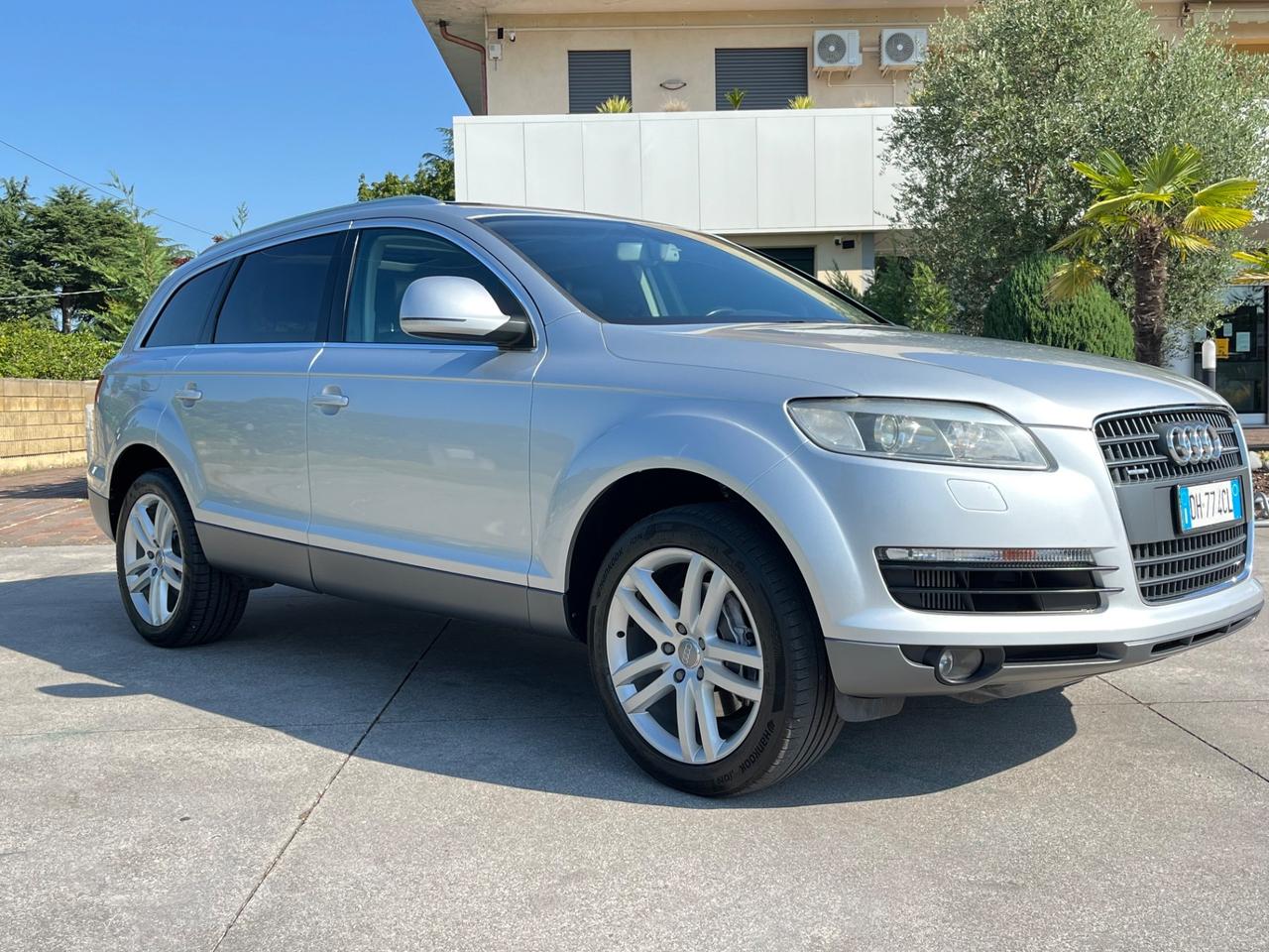 Audi Q7 3.0 V6 TDI 233CV quattro tiptronic