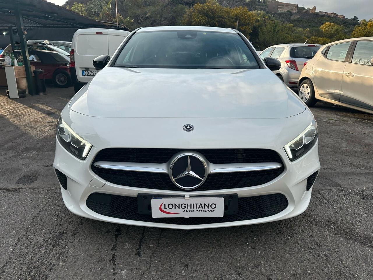 MERCEDES-BENZ A180 D - 2020