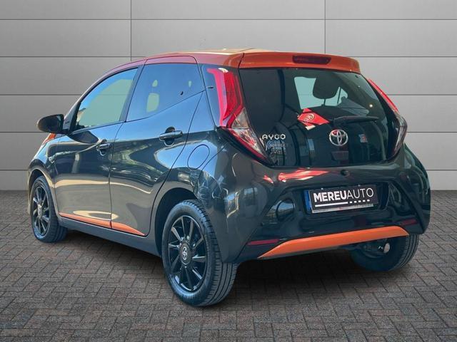 TOYOTA Aygo Connect 1.0 VVT-i 72 CV 5 porte x-wave orange