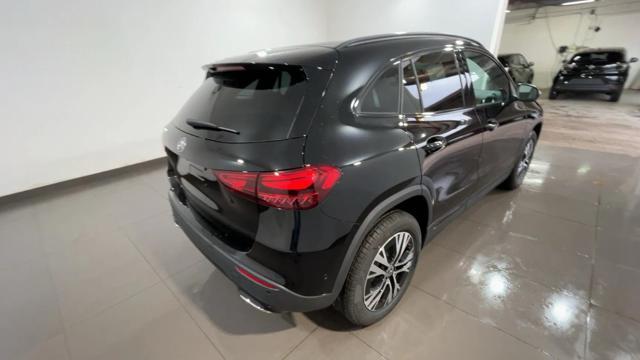 MERCEDES-BENZ GLA 200 d Automatic Advanced