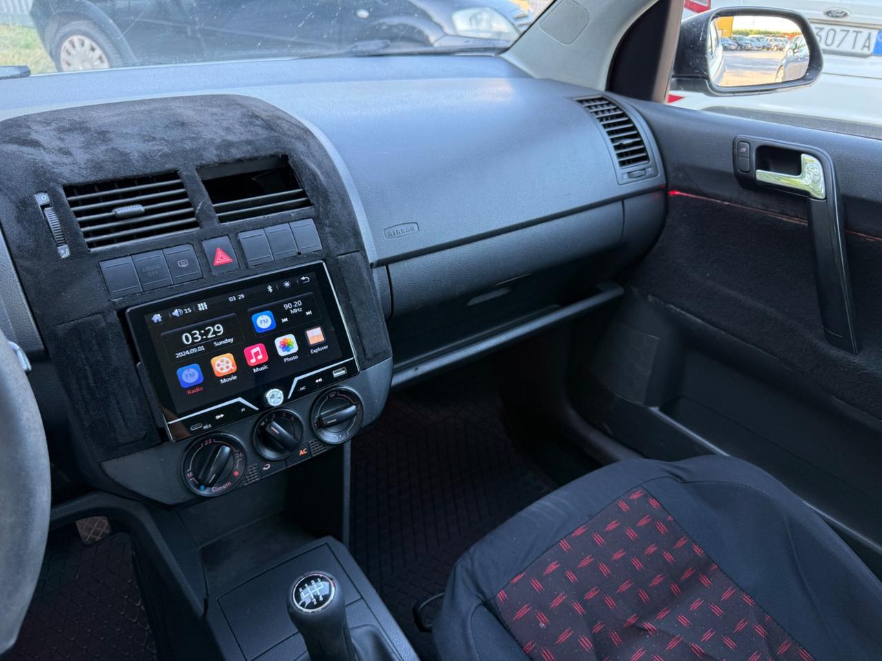 Volkswagen Polo 1.4/80CV TDI 5p. Sportline