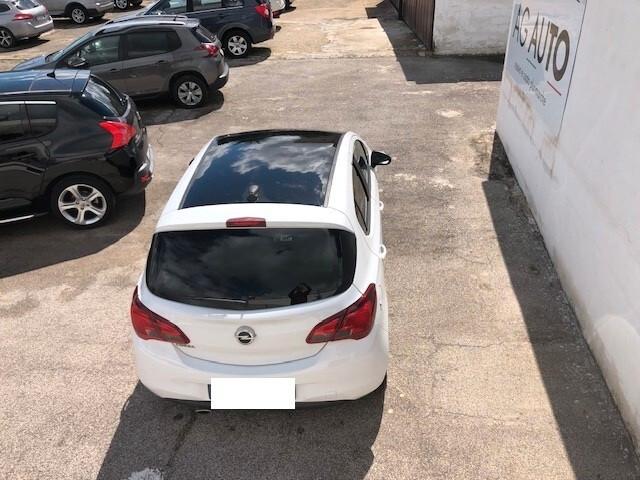 Opel Corsa 1.2 5 porte