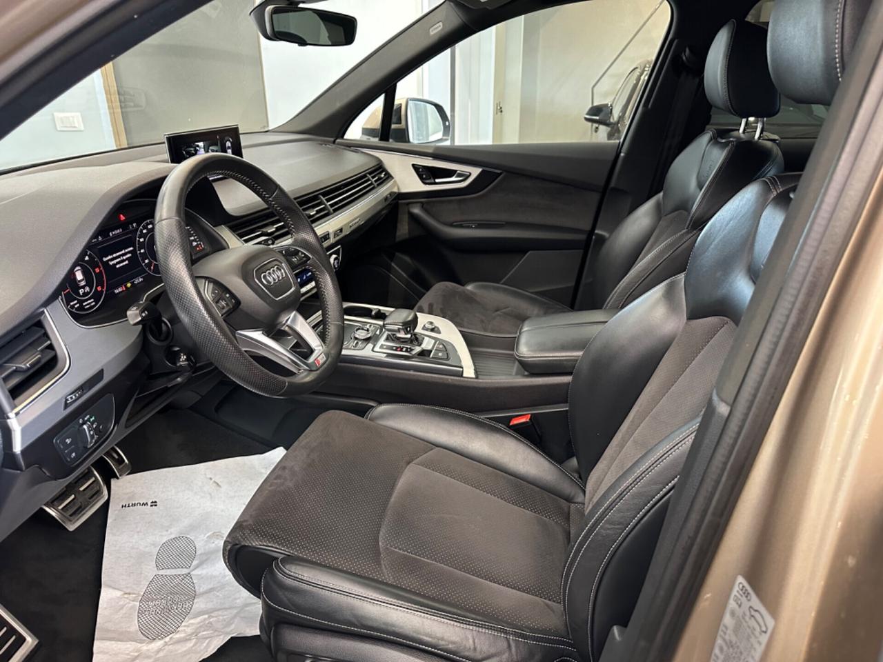 Audi Q7 45 TDI quattro tiptronic Sport Plus
