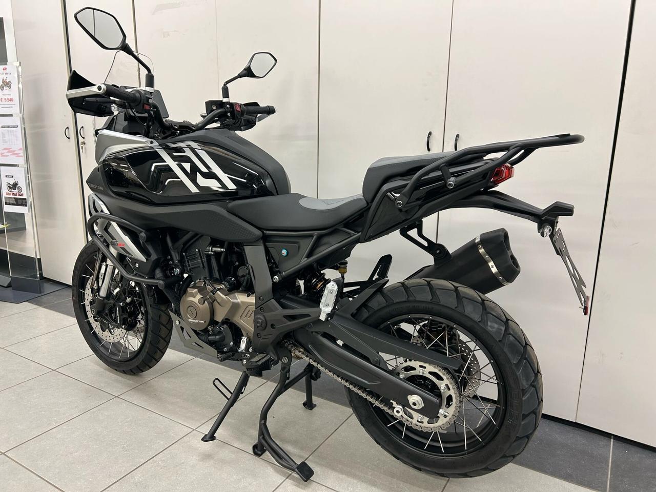 QJ Motor SRT 600 SX PRONTA CONSEGNA IN PROMOZIONE