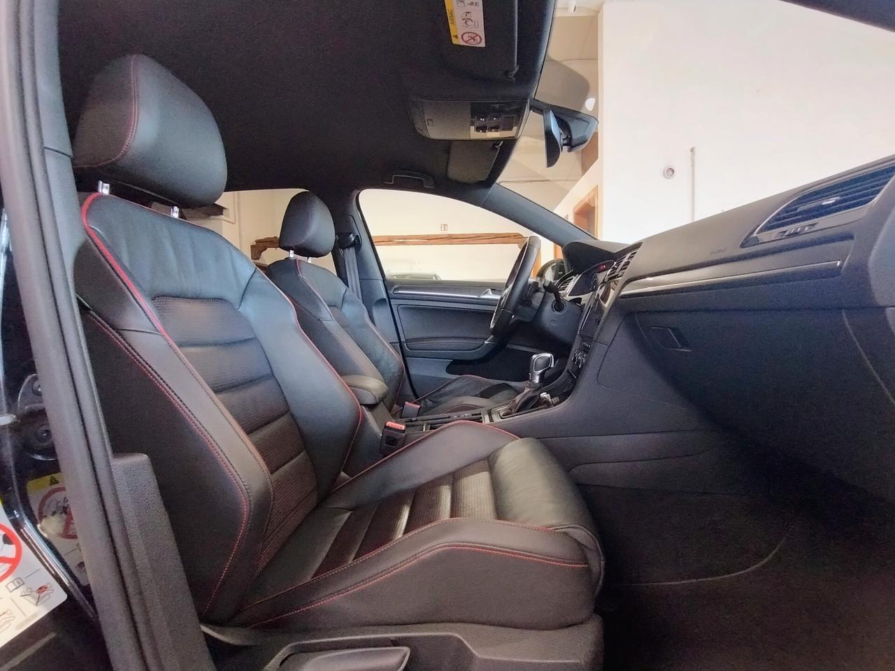 Volkswagen Golf GTI Performance 2.0 245 CV TSI DSG 5p. BMT