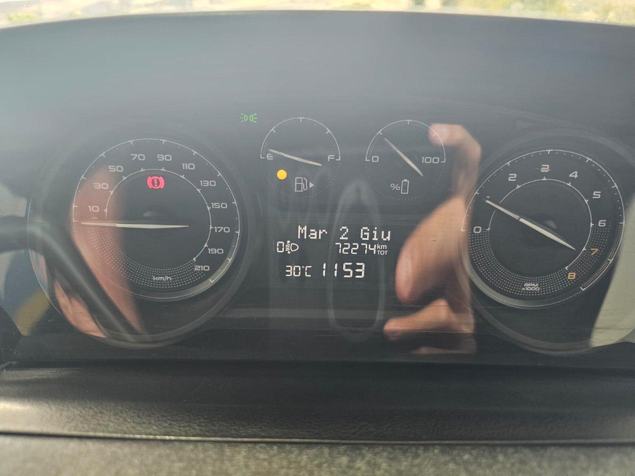 Lancia Ypsilon 1.0 firefly hybrid Silver s&s 70cv 5p.ti