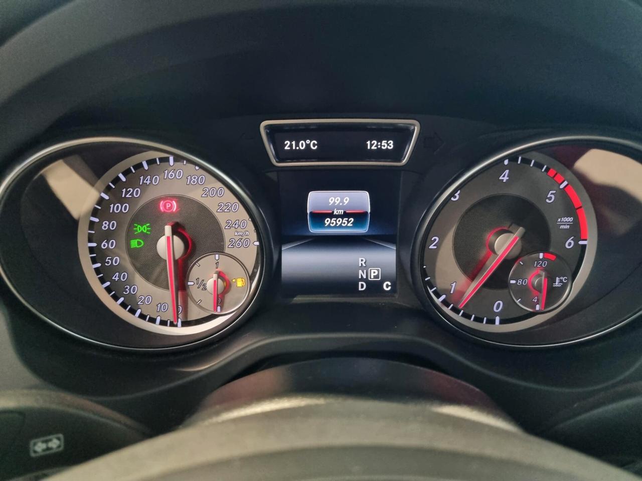 Mercedes-benz GLA 200 d Automatic Sport