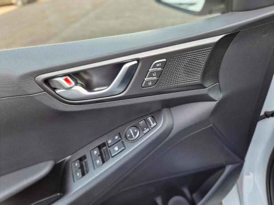 Hyundai Ioniq 1.6 Hybrid DCT Prime