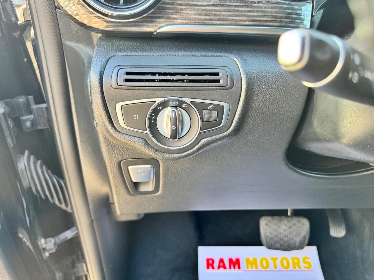 Mercedes-benz V 220 d Automatic Premium Extralong