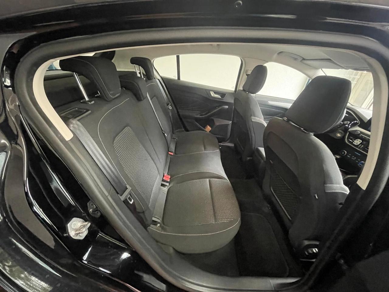 Ford Focus 1.0 EcoBoost 100 CV 5p. Business