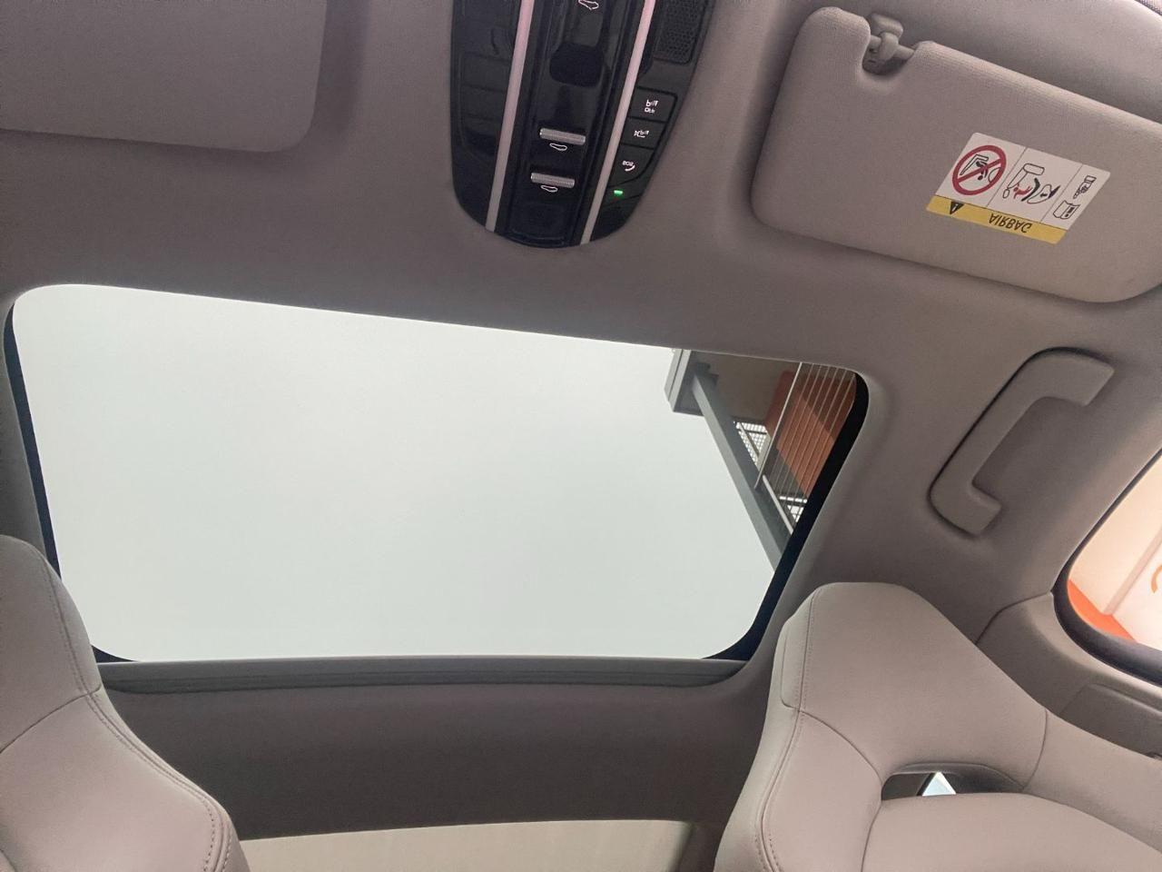 PORSCHE Panamera 2.9 4 Platinum Edition