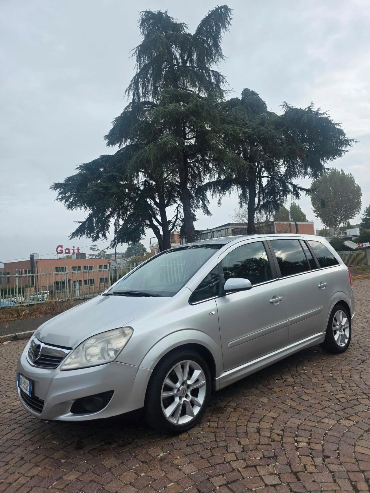 Opel Zafira 1.9 16V CDTI 150CV Cosmo