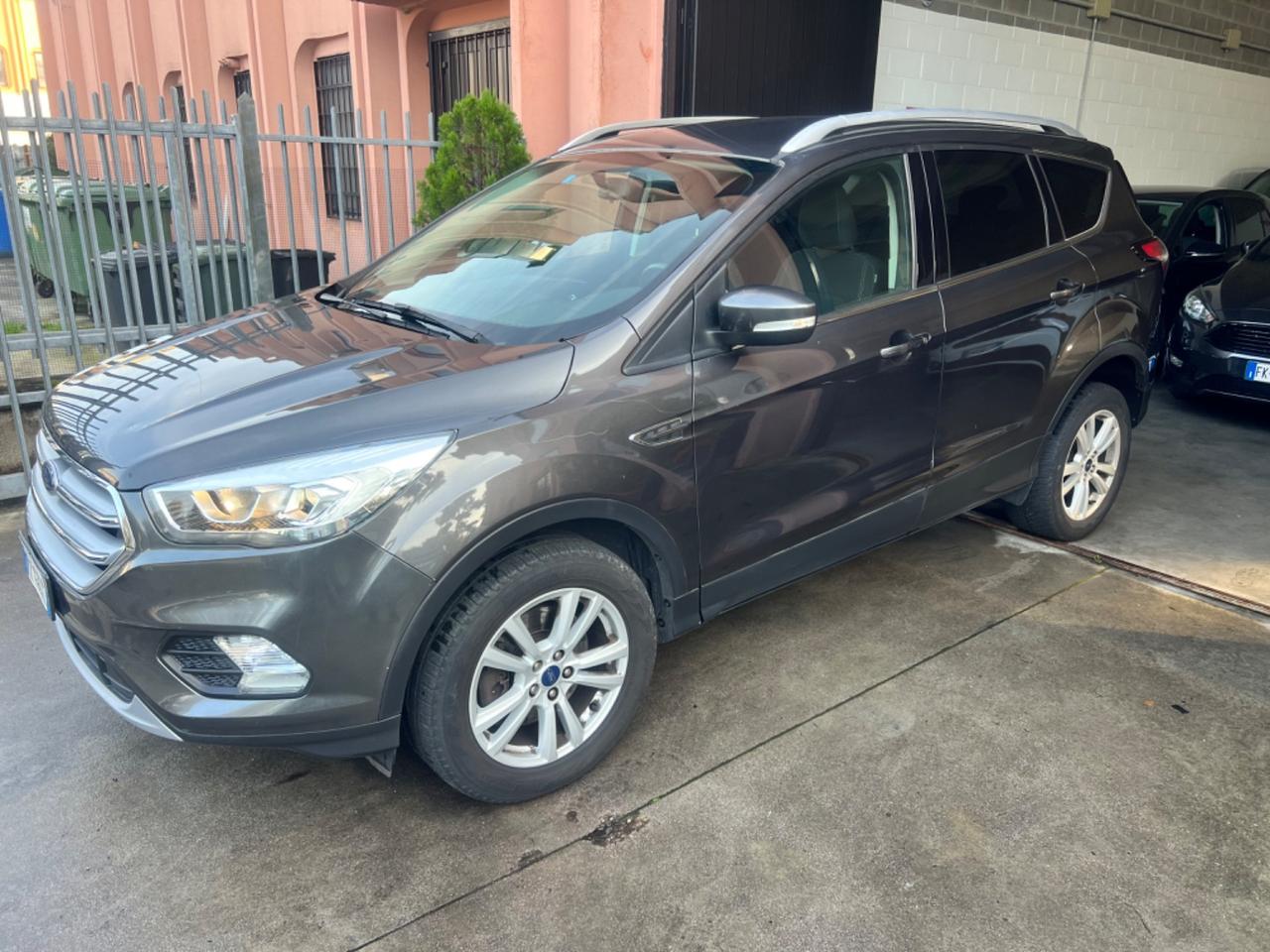 Ford Kuga 1.5 TDCI 120 CV S&S